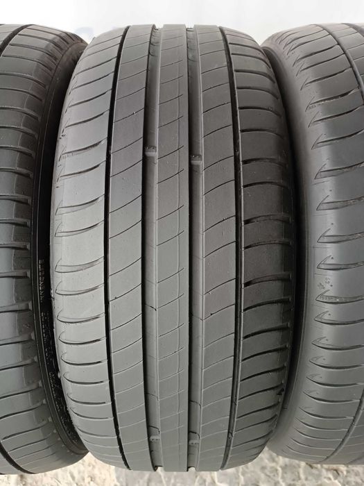 Літні шини 205/45 R17 Michelin Primacy 3