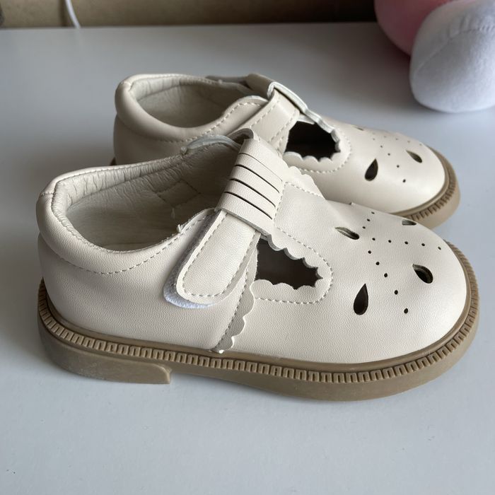 Туфлі дитячі