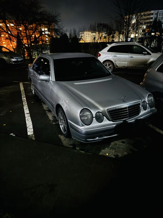 Mercedes e320 cdi w210 2000 року