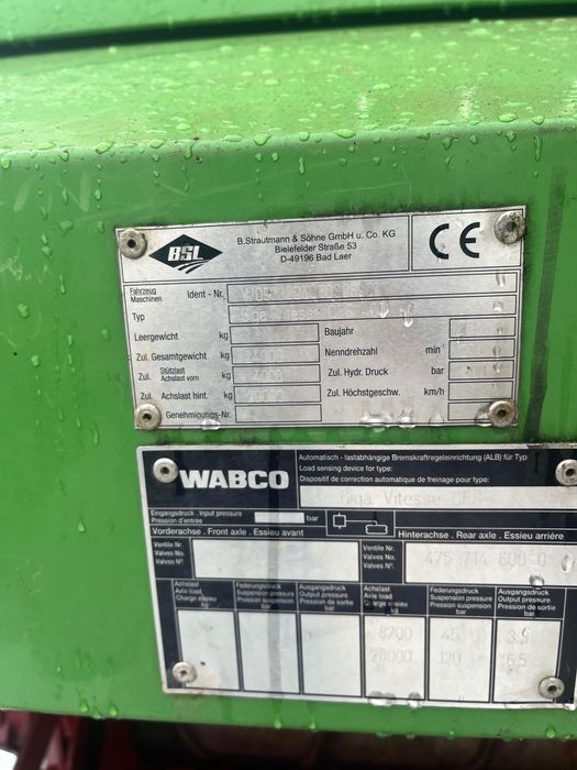 Przyczepa Strautmann Giga Vitesse 4001