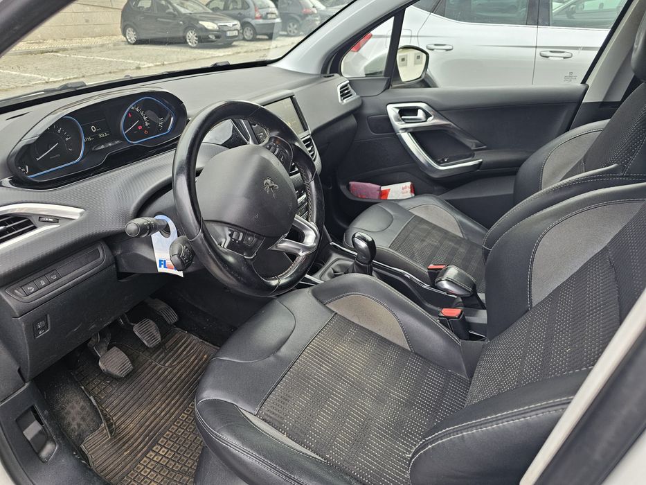 Peugeot 2008 de 2017 com 88000 Km