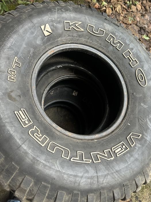 Pneus kumho 35x12.5r15