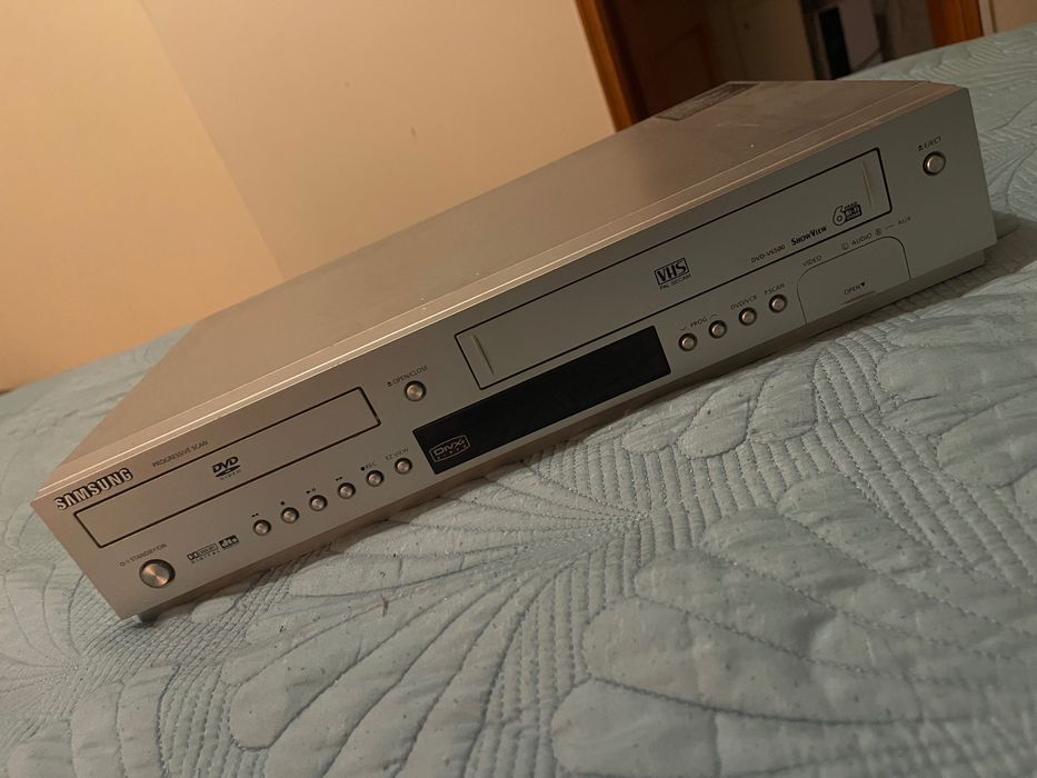 Combo DVD / VHS Samsung DVD-V6500 – Excelente Estado