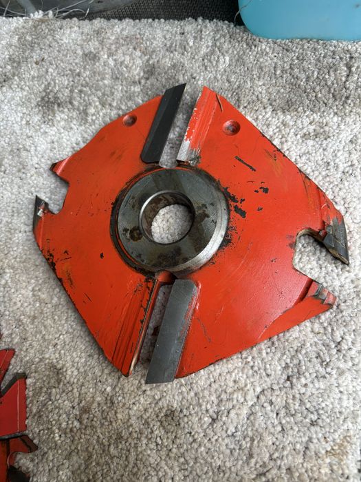 Frez GUHDOnasadzany prosty nastawny+ frez do płycin