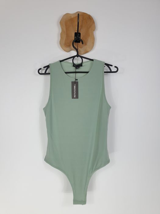 Body Prettylittlething 42 XL 14 stringi nowe