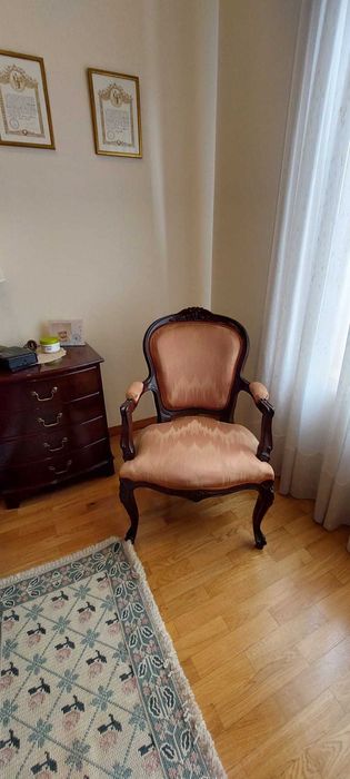 Cadeira senhorinha de quarto