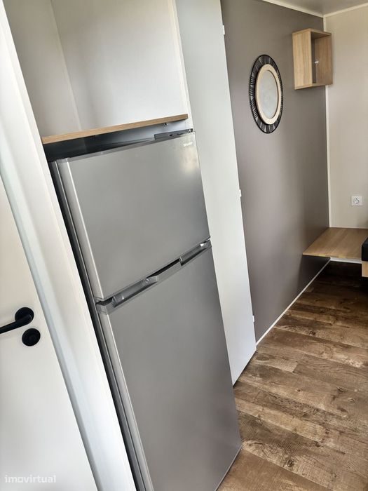 Casa nova nos vinhedos, a 40 minutos de Lisboa