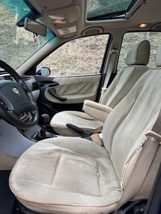 Lancia Lybra 1.9 JTD