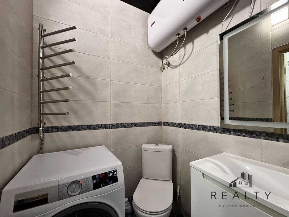 Двокімнатна квартира з ремонтом (р-н стадіону Славутич) 213-255-468