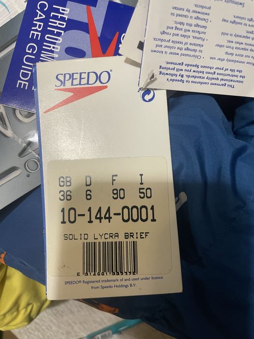 Жіночий купальник Speedo L