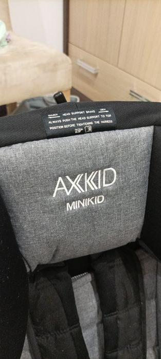 Axkid minikid grey