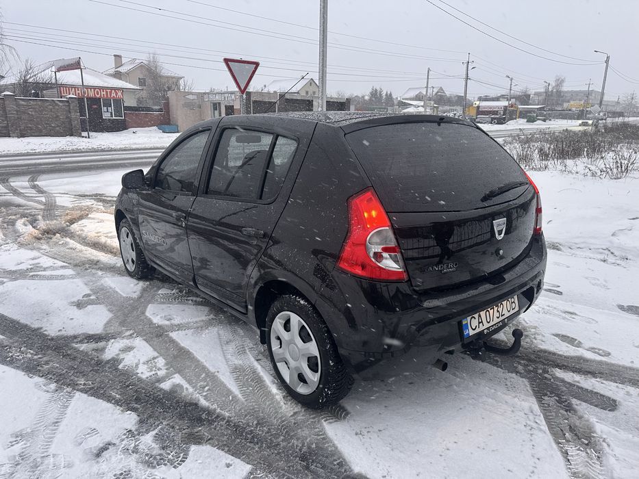 Dacia Sandero 2010р. 1.4газ/бенз
