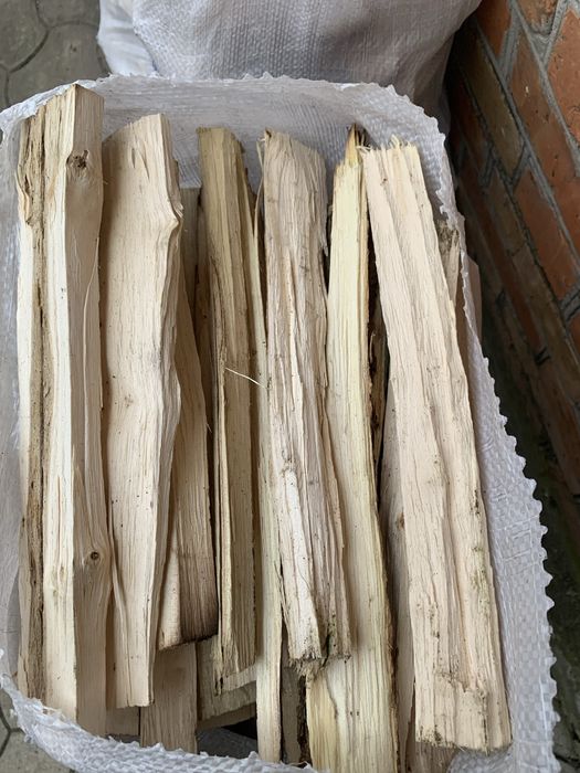 Тонкі рубані дрова для розпалу