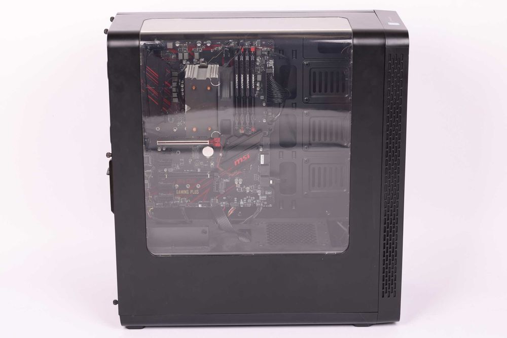 Komputer z procesorem i7 9700kf bez karty graficznej i dysków