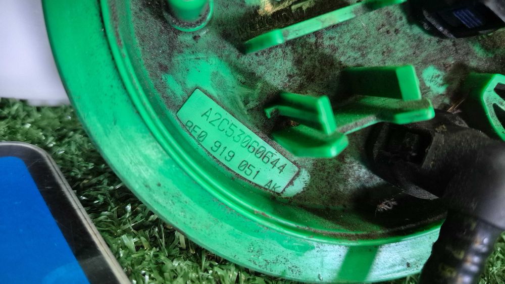 Bomba Combustível Depósito Audi A4 B7 8E 8E0.919051AK Original