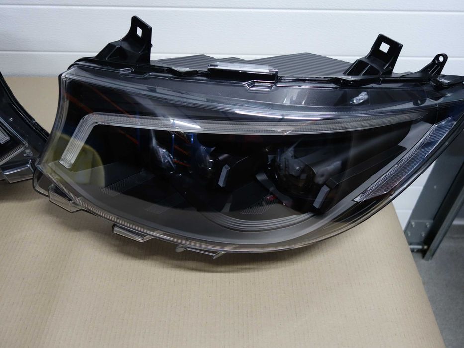 reflektory led mercedes sprinter 907- 910 zamiast zwykłych komplet ( plug and play)