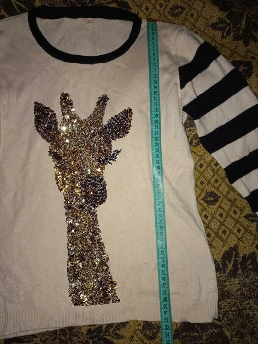 Кофты на девочку 10-12 лет.