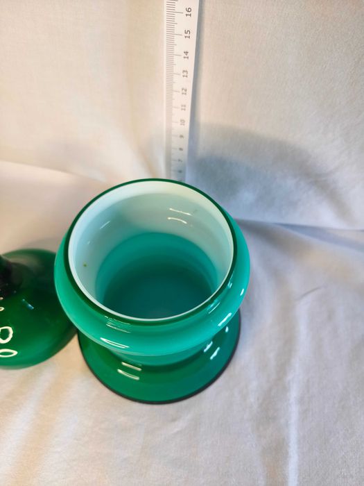 Bomboneira vidro cor verde