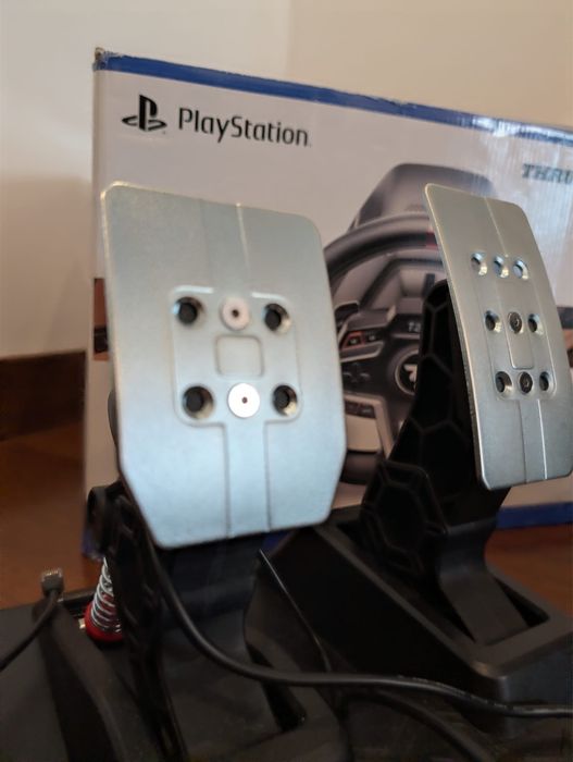 Volante THRUSTMASTER T248 NOVO, volante para PLAYSTATION e PC com TUDO