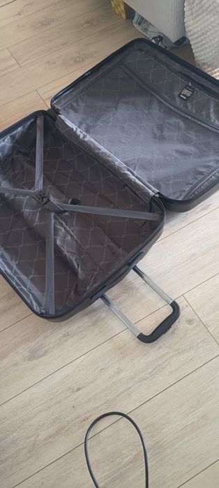 Walizka duża plastikowa. Wittchen.