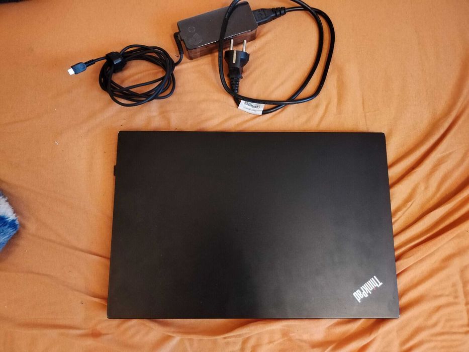 Lenovo Octacore 15.6" i5/16GB/385Nvme como novo
