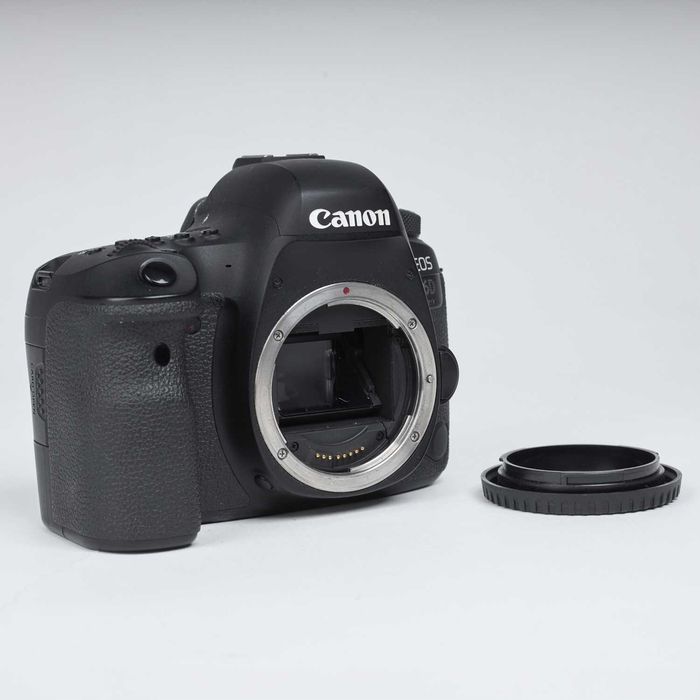 Canon 6d mark II (2)