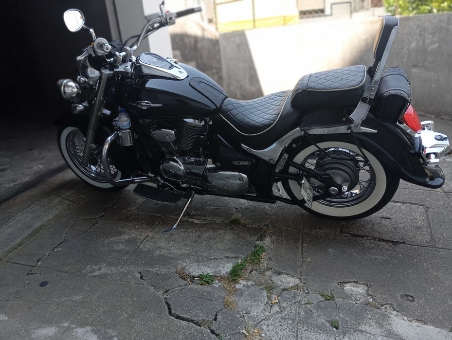 Suzuki intruder C800   Ano2013