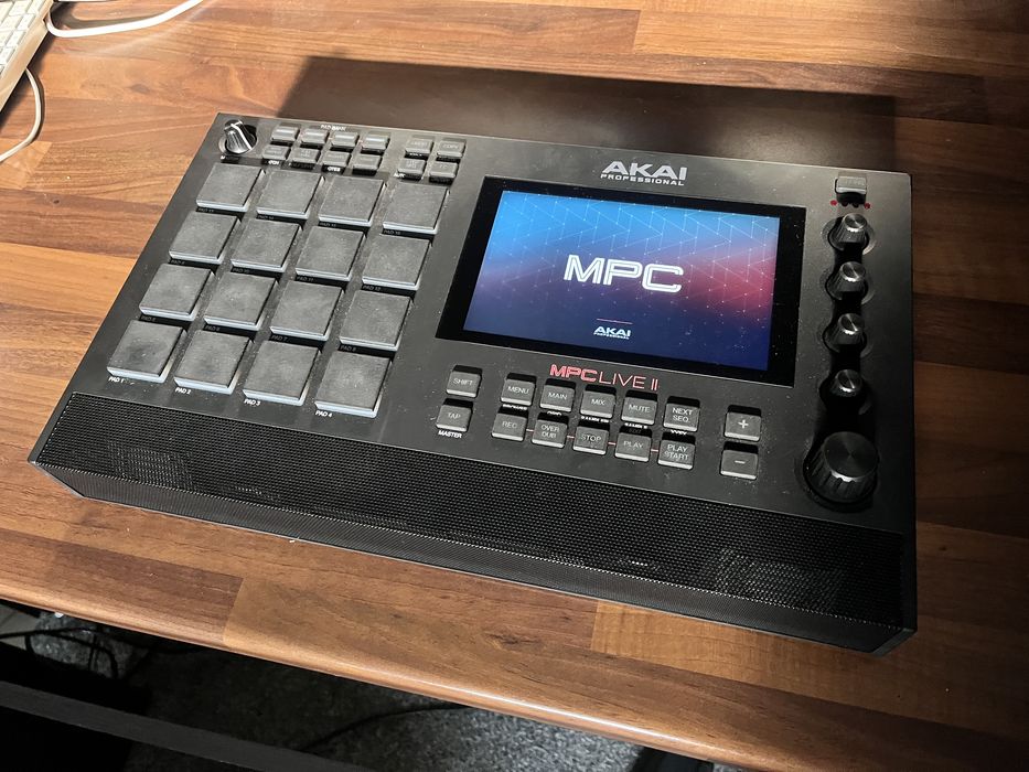 Akai mpc live II na gwarancji + ssd Reda • OLX.pl