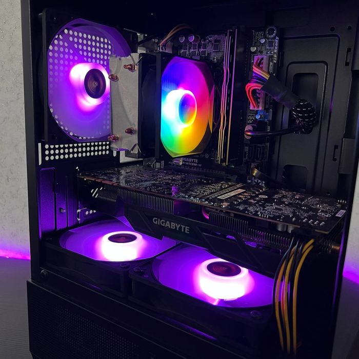 Игровой компьютер | i7 7700 | GTX 1070 8GB | 16gb | SSD 512 l

Прод