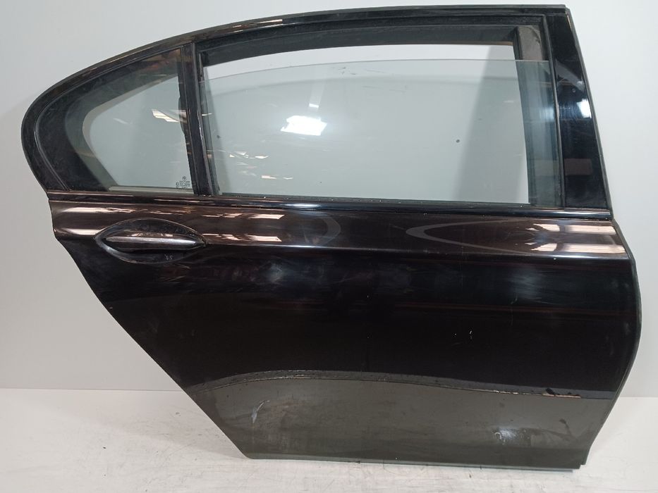 Porta trás direita BMW 7 (F01, F02, F03, F04)