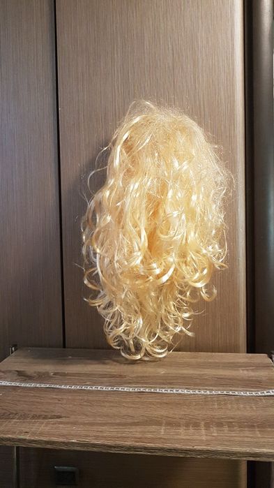 Парик Золушка. р. 58.