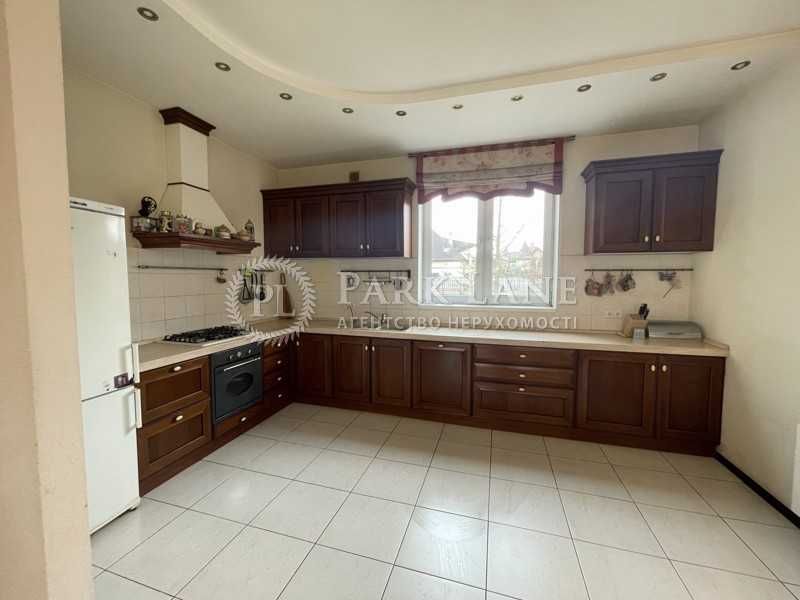 Княжичі. Будинок 220м2. 20 соток ділянка. Молодий сад.