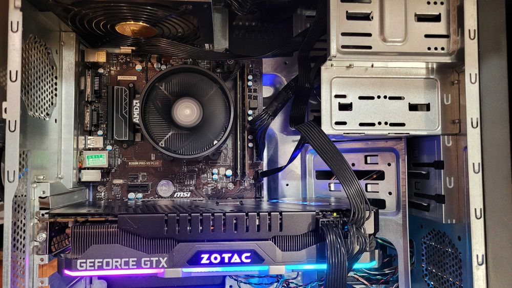 Ігровий ПК / Ryzen 5 2600X / 1080ti 11gb / 16gb ddr4