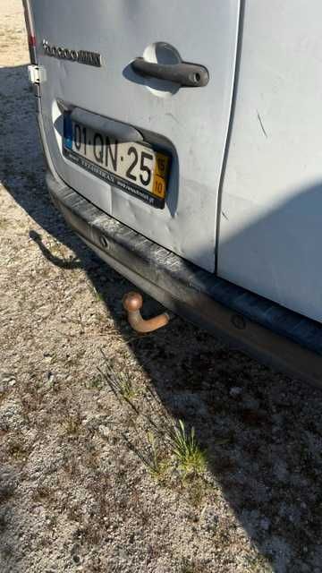 Viatura Renault Kangoo Comprida