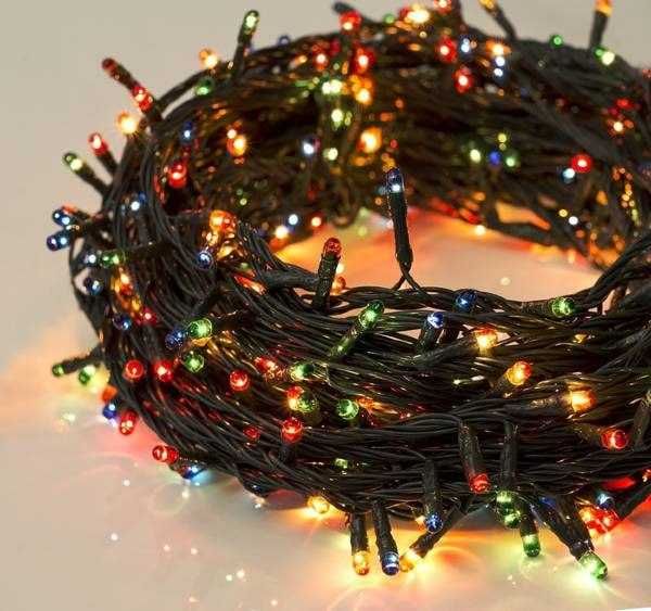 Яркая гирлянды-«нить» для украшения ёлки и интерьера. В ассортименте!