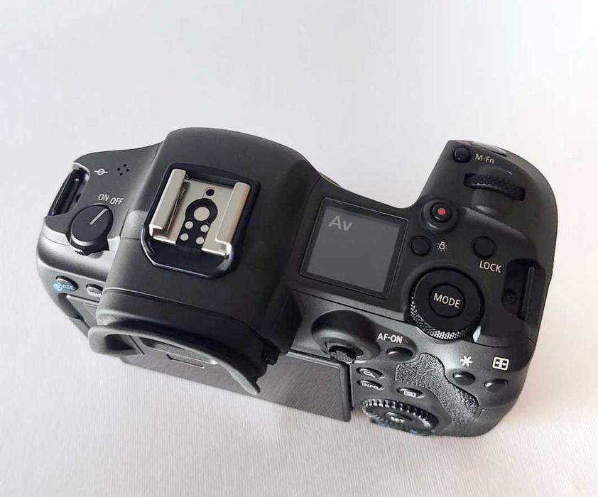 Canon EOS R5 Full frame (Corpo) - 45MP - estado como nova