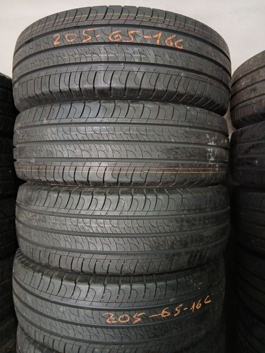 Pneus Novos 205/65R16 C Goodyear