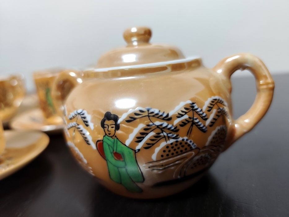 Serviço de Café antigo em Porcelana Japonesa (12 Chávenas)