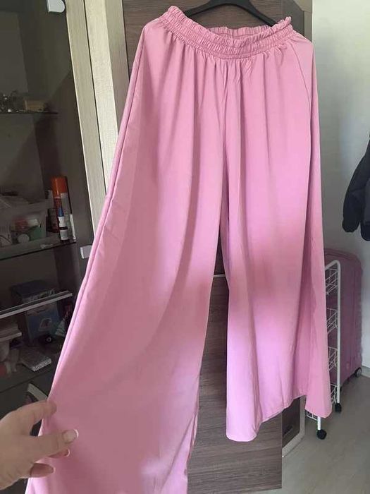 Sprzedam garnitur, koszulę i spodnie. Rozmiar L-XL. Na wzrost ok. 1,65
