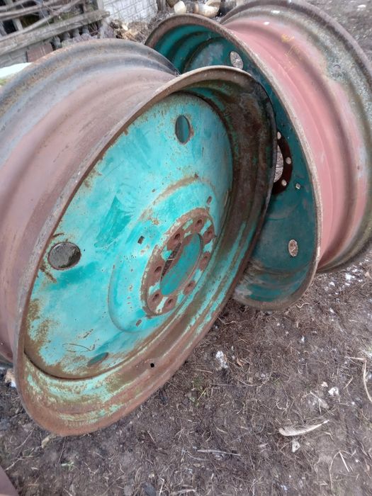 Запчасті на т40 за цінами дзвонити