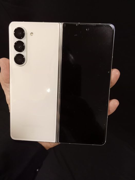 Samsung Galaxy Z Fold 5 | 512gb