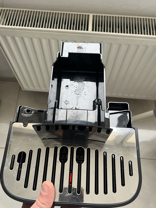 Кавоварка Delonghi Magnifica Evo