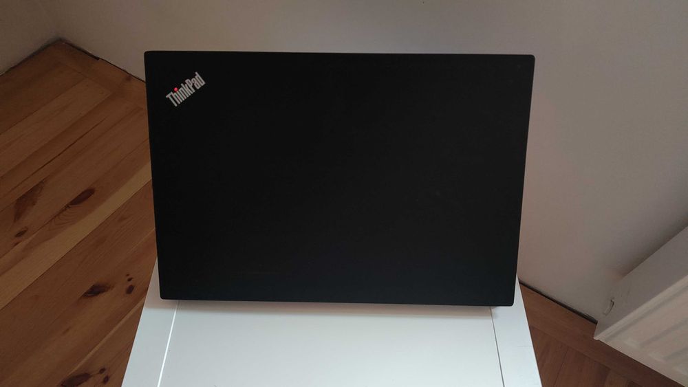 Lenovo ThinkPad E580 i5 8gen .