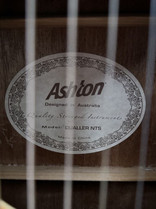 Guitarra electro-acústica Ashton