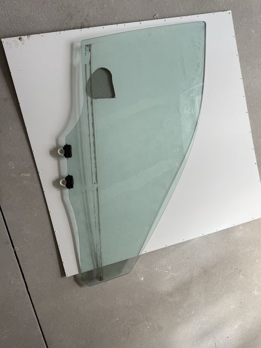 Скло передніх правих дверей  Mazda CX-5 2017-2023 (KD53-59-510A)