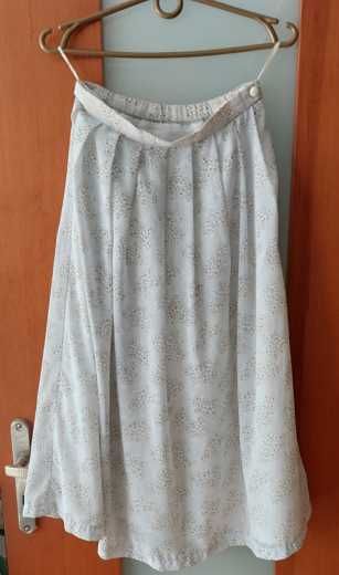 błękitna spódniczka maxi w białe kwiaty M / 38 / 10