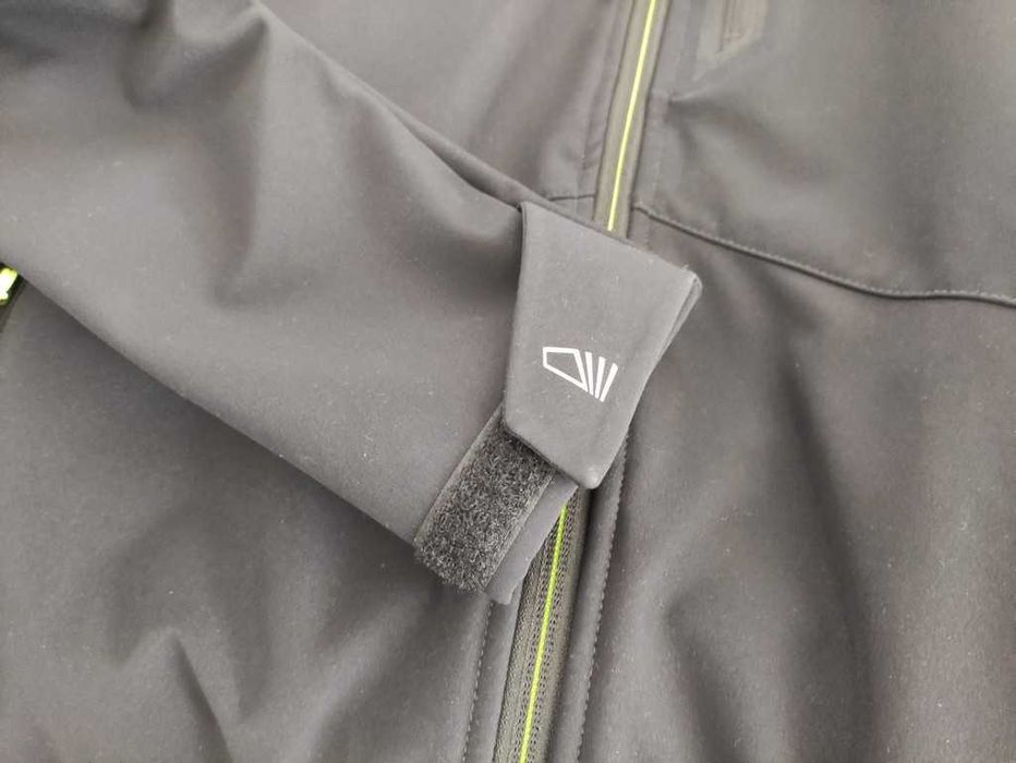 Blusão TRIBORD em excelente estado