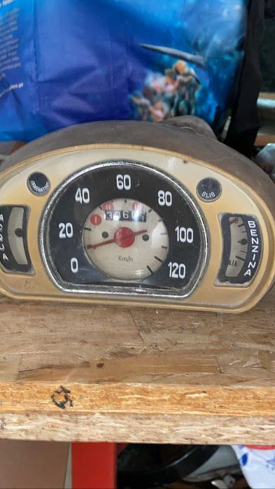 peças e acessórios carros antigos