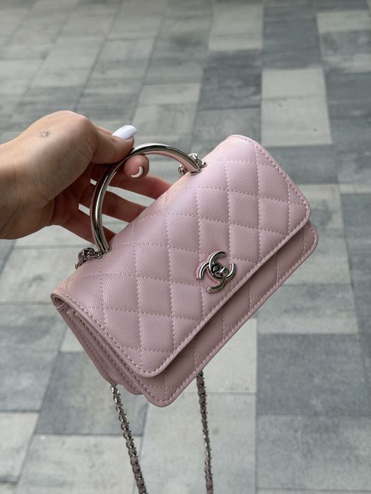 Рожева сумочка Chanel