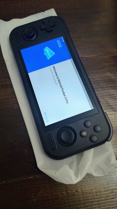 Ігрова консоль Retroid Pocket 4 Pro (приставка)